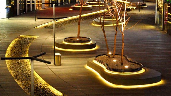 Đèn Led dây chiếu sáng sân vườn